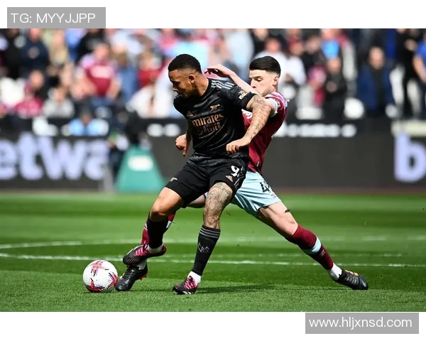 英超联赛因疫情暂停，球员和教练均进入自我隔离状态